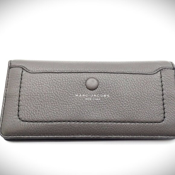 MARC JACOBS Empire City Dark Grey Leather Continental Bifold Wallet - Picture 2 of 10